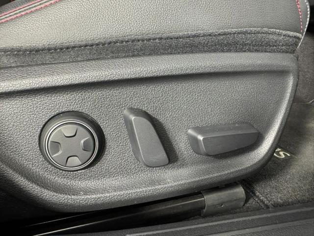 2023 Genesis G70 2.0T AWD