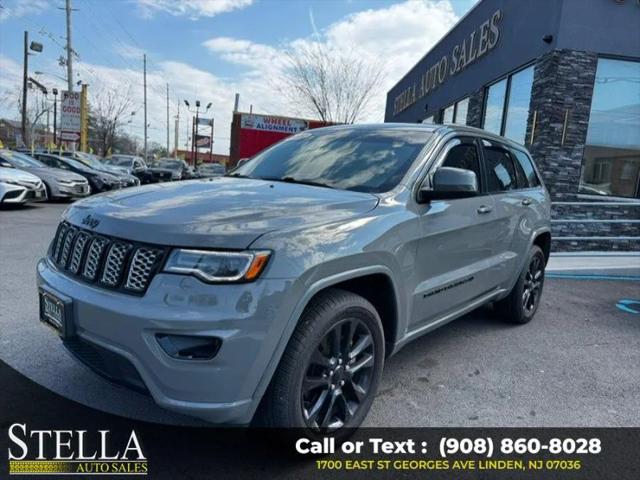 2022 Jeep Grand Cherokee Laredo X 4x4