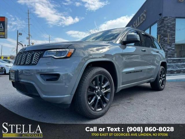 2022 Jeep Grand Cherokee Laredo X 4x4