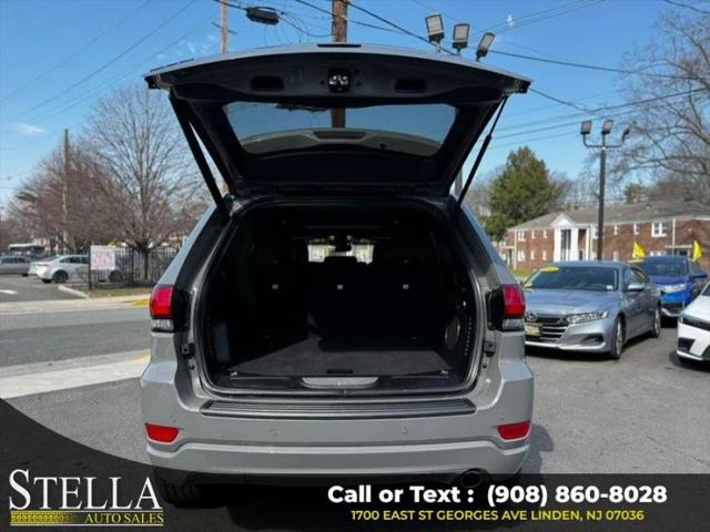 2022 Jeep Grand Cherokee Laredo X 4x4