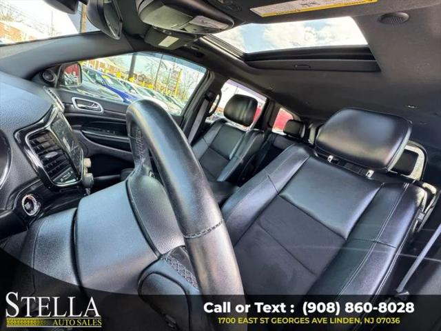 2022 Jeep Grand Cherokee Laredo X 4x4