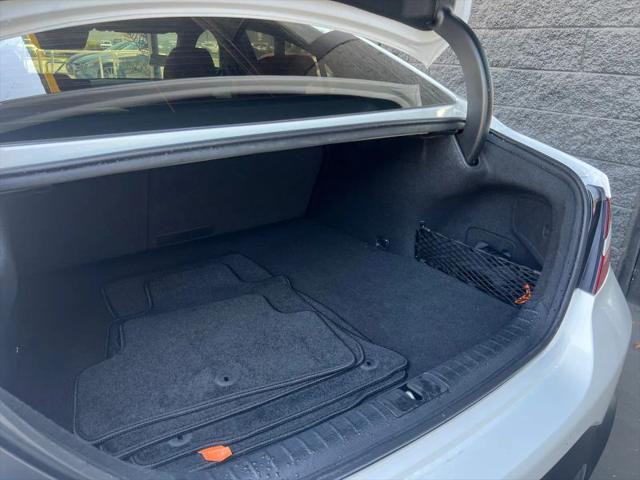 2023 Genesis G70 2.0T RWD