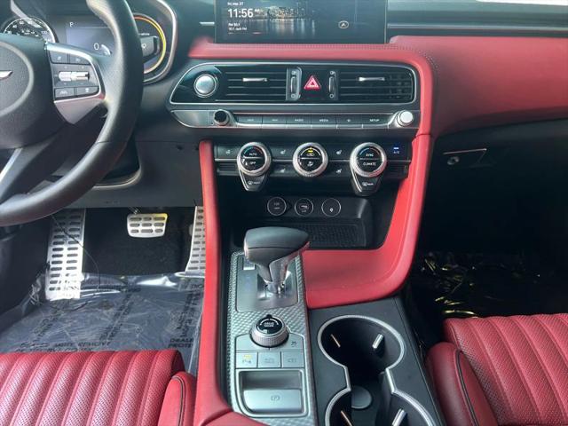 2023 Genesis G70 2.0T AWD