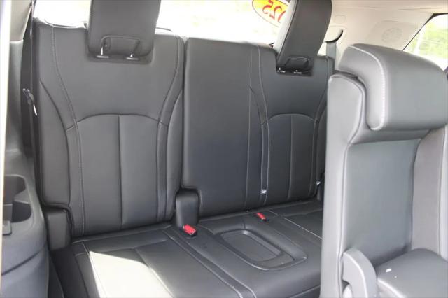 2025 INFINITI QX60 LUXE AWD
