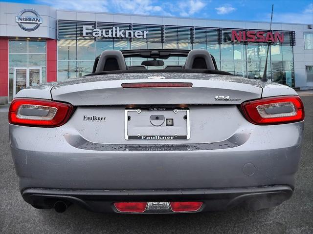 2017 Fiat 124 Spider Classica