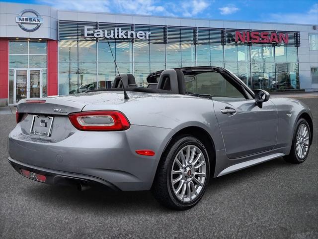 2017 Fiat 124 Spider Classica