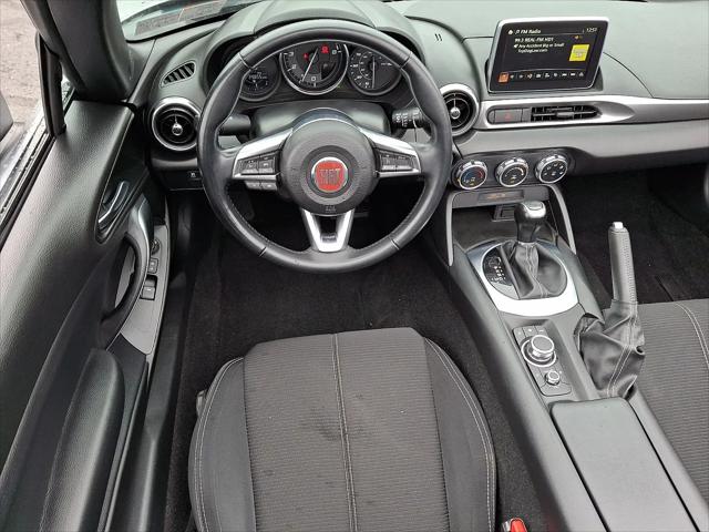 2017 Fiat 124 Spider Classica