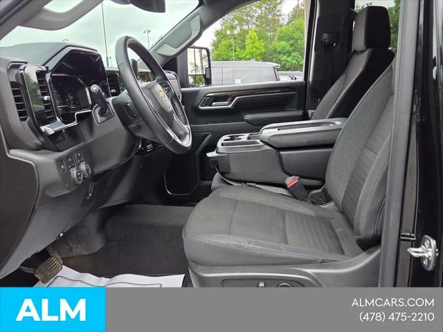 2025 Chevrolet Silverado 2500HD 4WD Crew Cab Standard Bed LT