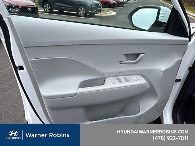 2026 Hyundai Kona SE