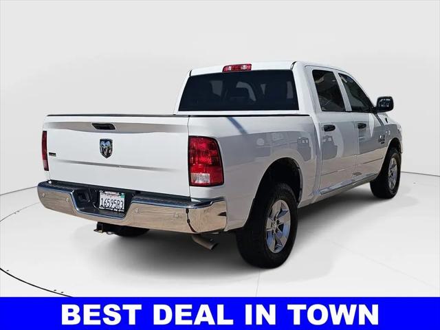 2022 Ram 1500 Classic SLT Crew Cab 4x4 5'7" Box