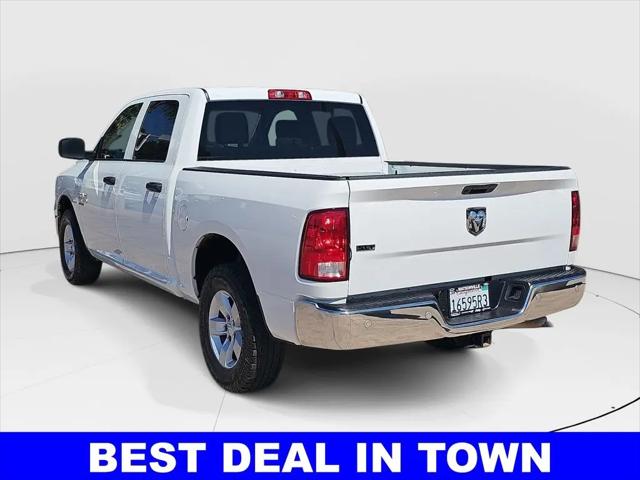 2022 Ram 1500 Classic SLT Crew Cab 4x4 5'7" Box