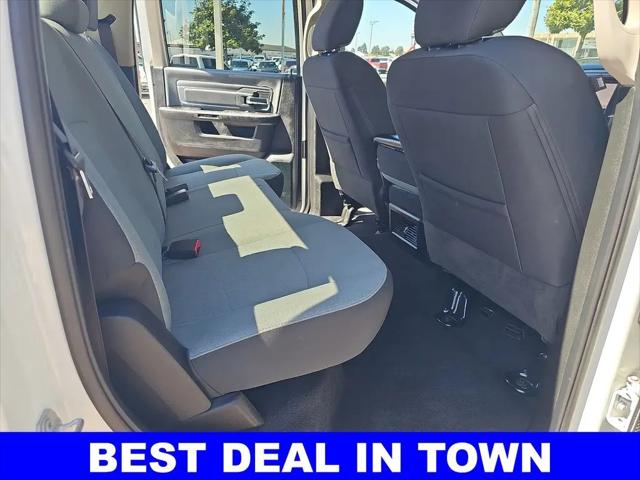 2022 Ram 1500 Classic SLT Crew Cab 4x4 5'7" Box