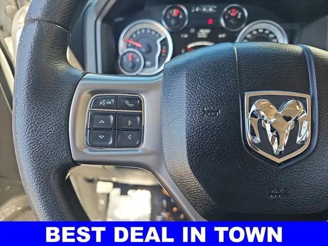 2022 Ram 1500 Classic SLT Crew Cab 4x4 5'7" Box