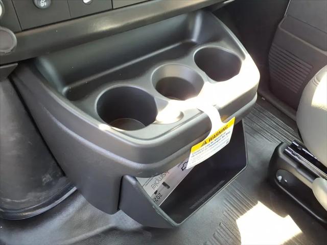2026 Chevrolet Express Cargo Van 2500 Regular Wheelbase, WT, RWD