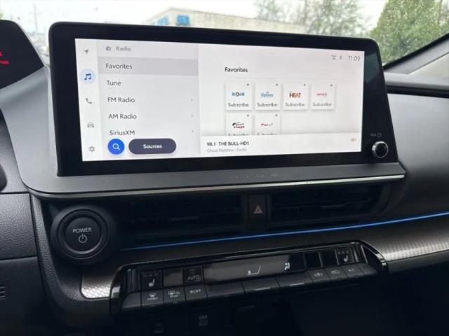 2023 Toyota Prius LE