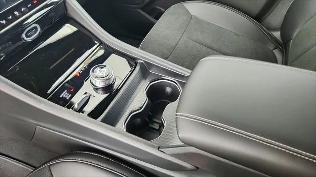 2026 Jeep Grand Cherokee L Altitude 4x4