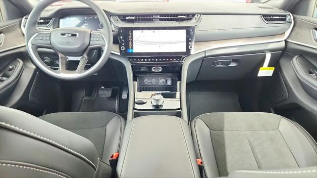 2026 Jeep Grand Cherokee L Altitude 4x4