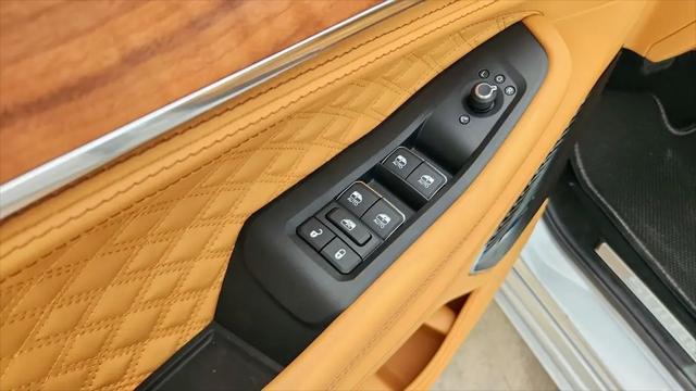 2026 Jeep Grand Cherokee L Summit 4x4