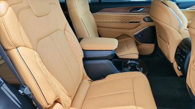 2026 Jeep Grand Cherokee L Summit 4x4