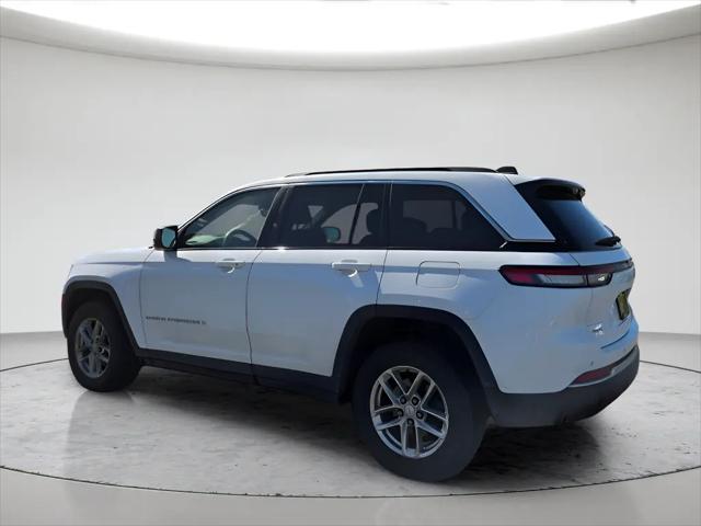 2024 Jeep Grand Cherokee Laredo X 4x4