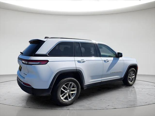 2024 Jeep Grand Cherokee Laredo X 4x4