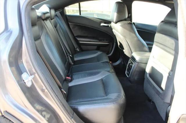 2020 Dodge Charger SXT RWD
