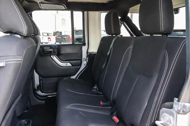 2018 Jeep Wrangler JK Unlimited Sahara 4x4