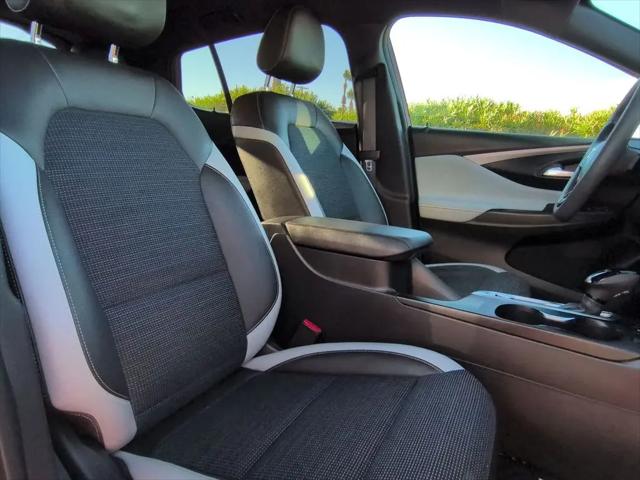 2024 Buick NV Preferred FWD