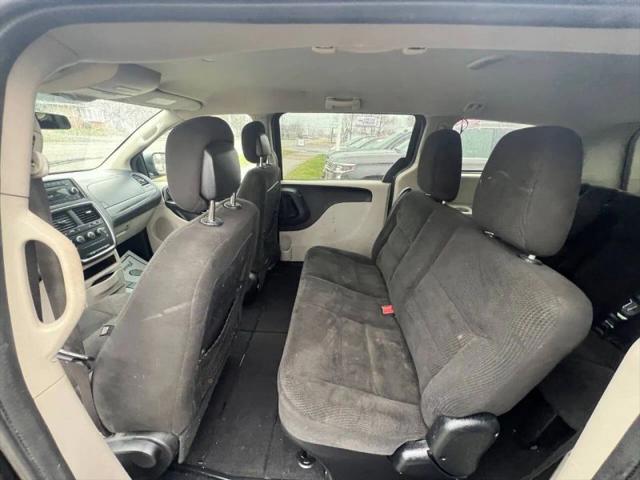 2016 Dodge Grand Caravan SE/SXT