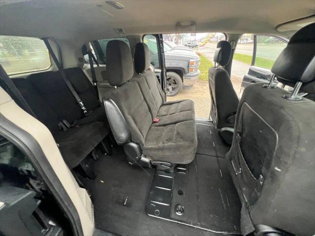 2016 Dodge Grand Caravan SE/SXT