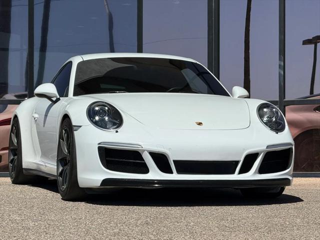 2017 Porsche 911 Carrera GTS