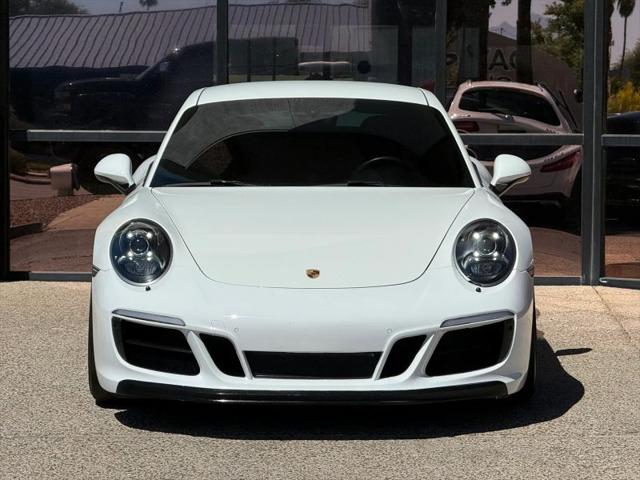 2017 Porsche 911 Carrera GTS