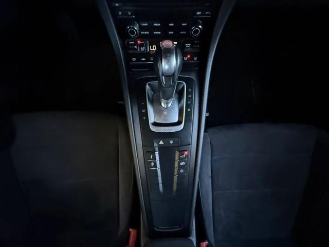 2017 Porsche 911 Carrera GTS