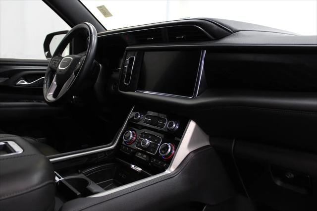 2022 GMC Yukon 4WD Denali
