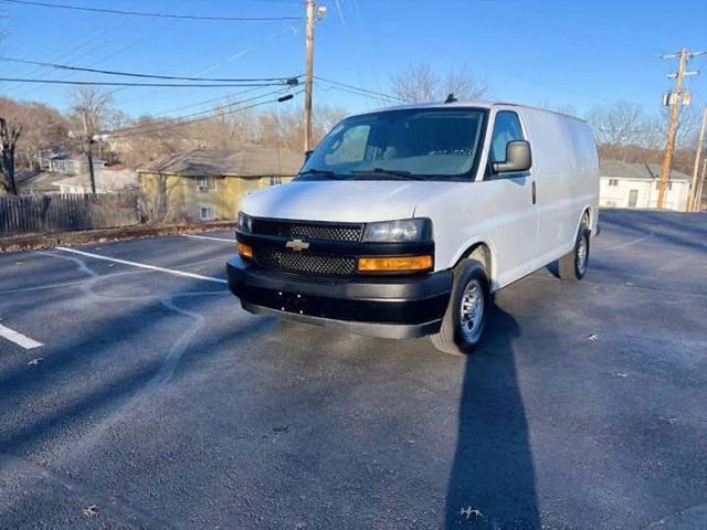 2022 Chevrolet Express Cargo Van RWD 2500 Regular Wheelbase WT for sale in Kansas City, KS