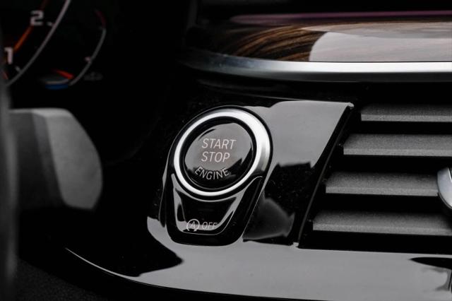 2023 BMW M5 i xDrive
