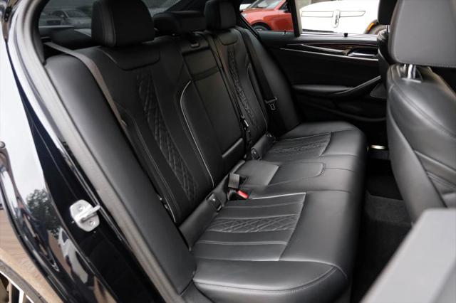 2023 BMW M5 i xDrive