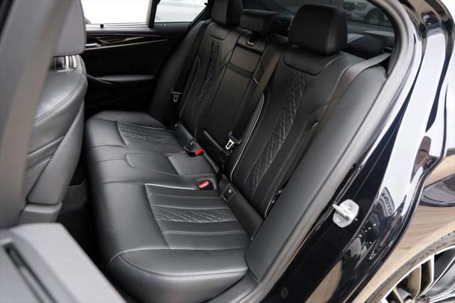 2023 BMW M5 i xDrive