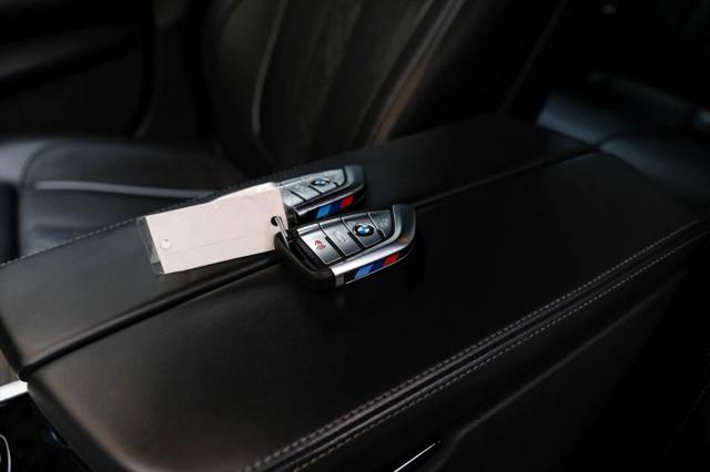 2023 BMW M5 i xDrive