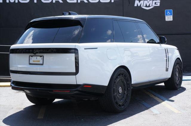 2026 Land Rover Range Rover P400 SE 7 Seat