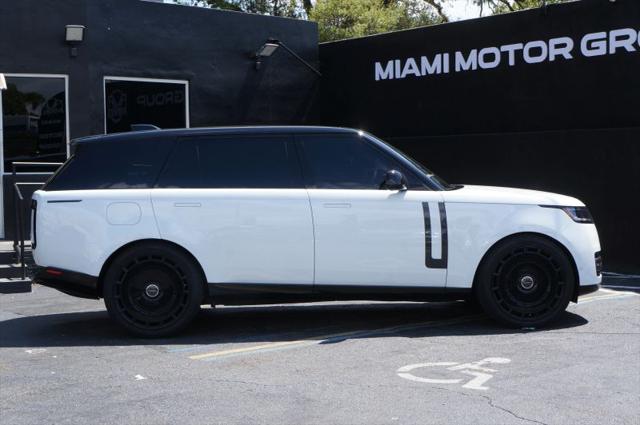 2026 Land Rover Range Rover P400 SE 7 Seat