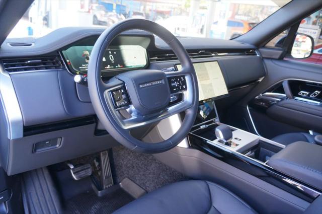 2026 Land Rover Range Rover P400 SE 7 Seat