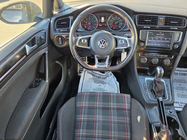 2017 Volkswagen Golf GTI S 4-Door