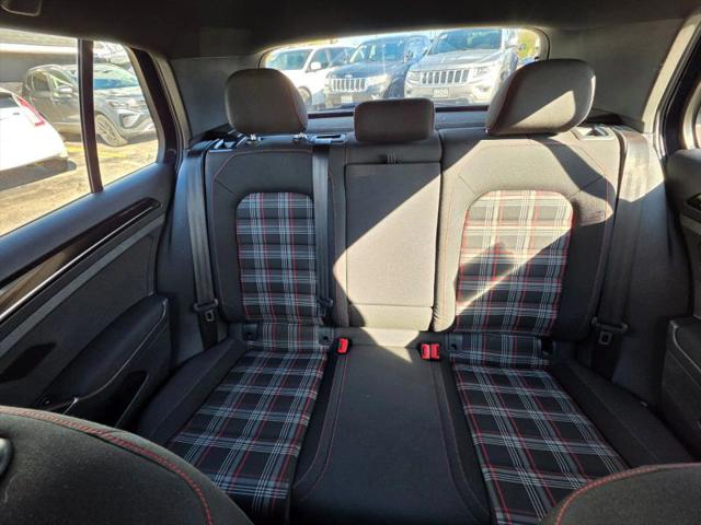 2017 Volkswagen Golf GTI S 4-Door