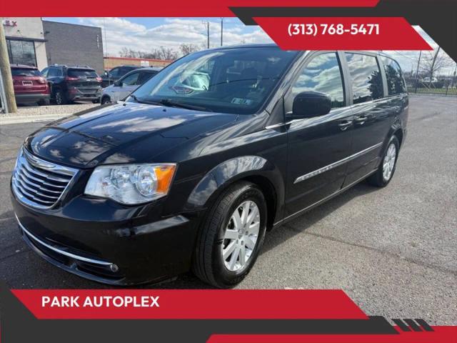 2015 Chrysler Town & Country Touring for sale in Lincoln Park, MI