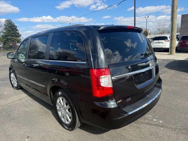 2015 Chrysler Town & Country Touring