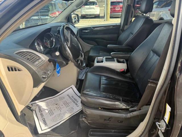2015 Chrysler Town & Country Touring