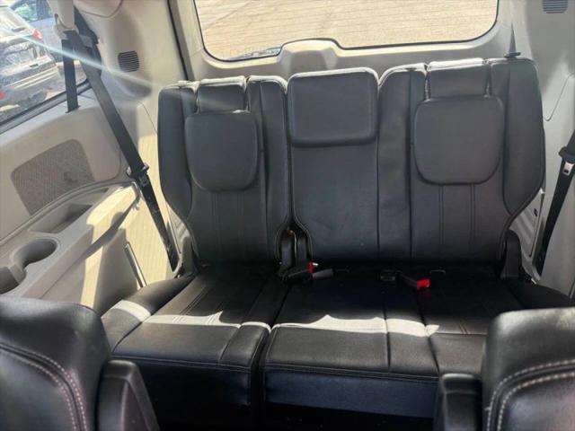 2015 Chrysler Town & Country Touring
