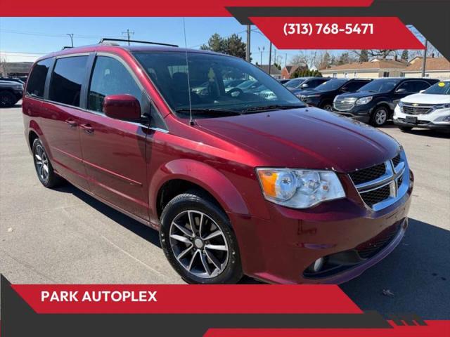 2017 Dodge Grand Caravan SXT for sale in Lincoln Park, MI