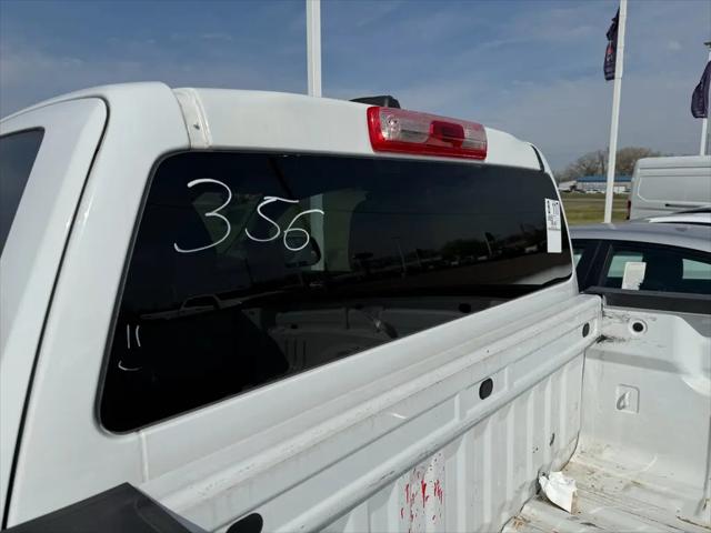 2022 Chevrolet Colorado 2WD Extended Cab Long Box LT